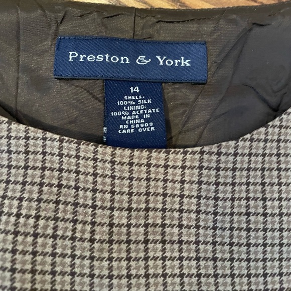 Preston & York Sleeveless Blouse Brown and Tan size medium - Picture 3 of 4